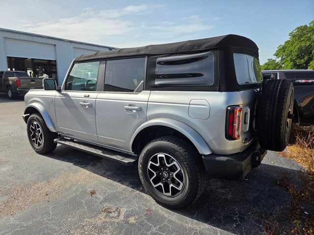 2021 Ford Bronco Base