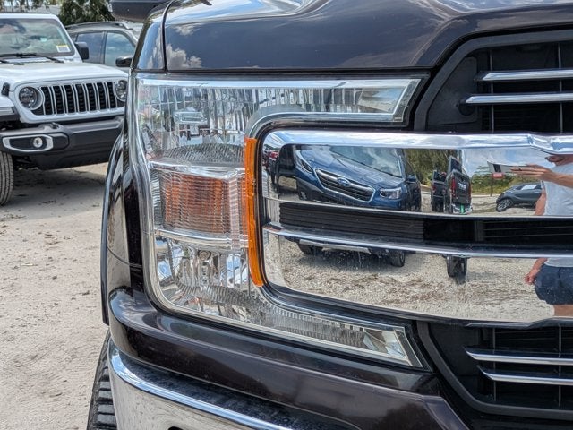 2020 Ford F-150 V8 FFV Crew Cab Lariat