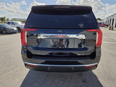 2023 GMC Yukon XL SLT