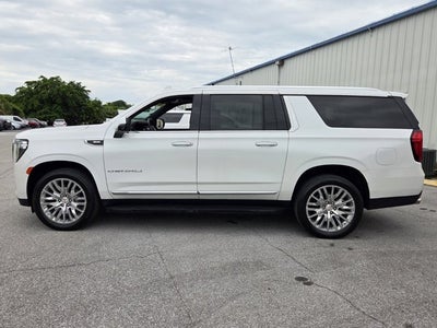 2023 GMC Yukon XL Denali