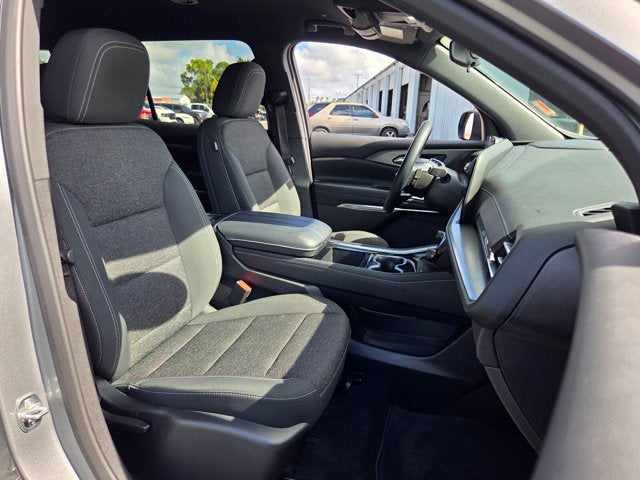 2025 Chevrolet Traverse FWD LT