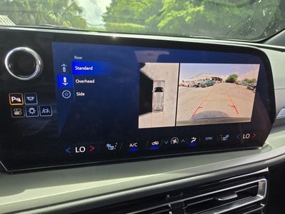 2024 Chevrolet Traverse AWD LT
