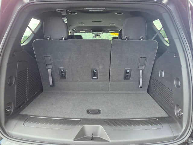 2025 Chevrolet Tahoe LS