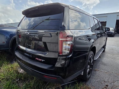 2023 Chevrolet Suburban RST