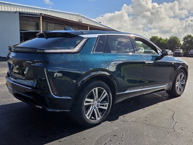 2024 Cadillac LYRIQ Tech