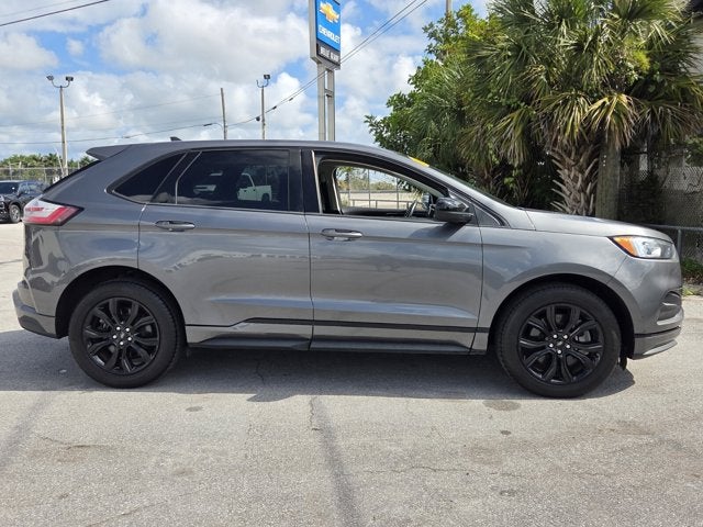 2022 Ford Edge SE