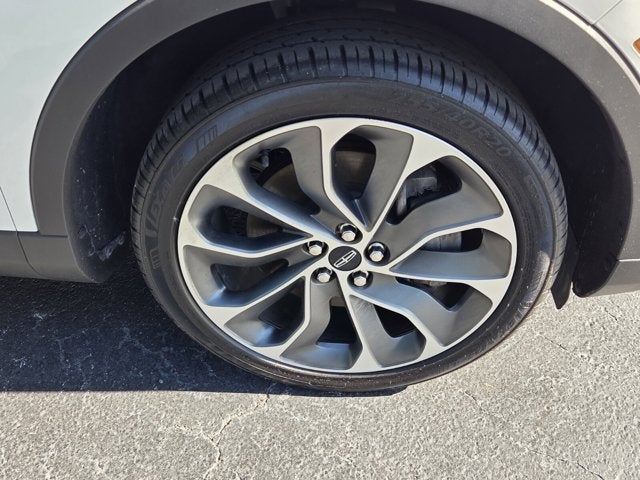 2021 Lincoln Nautilus Reserve