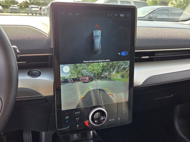 2022 Ford Mustang Mach-E Select