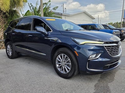 2023 Buick Enclave Essence