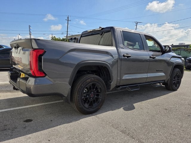2024 Toyota Tundra 4WD SR5
