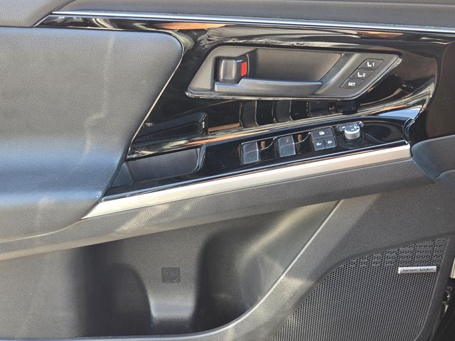 2024 Subaru Solterra Limited