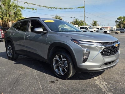 2025 Chevrolet Trax LT