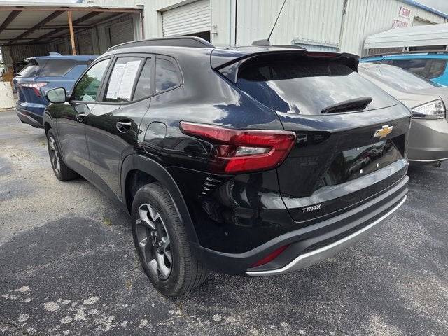 2025 Chevrolet Trax LT
