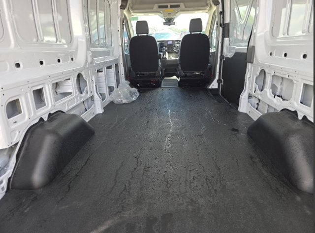 2024 Ford Transit Cargo Van T-250 148" Med Rf 9070 GVWR RWD