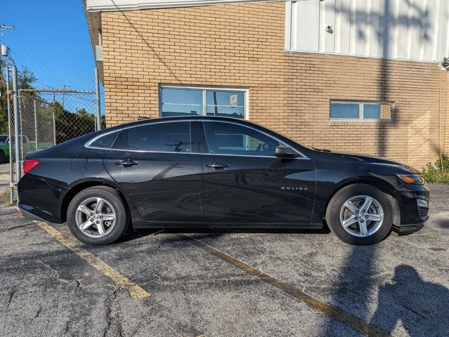 2022 Chevrolet Malibu LS