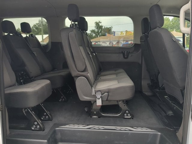 2022 Ford Transit Passenger Wagon XL