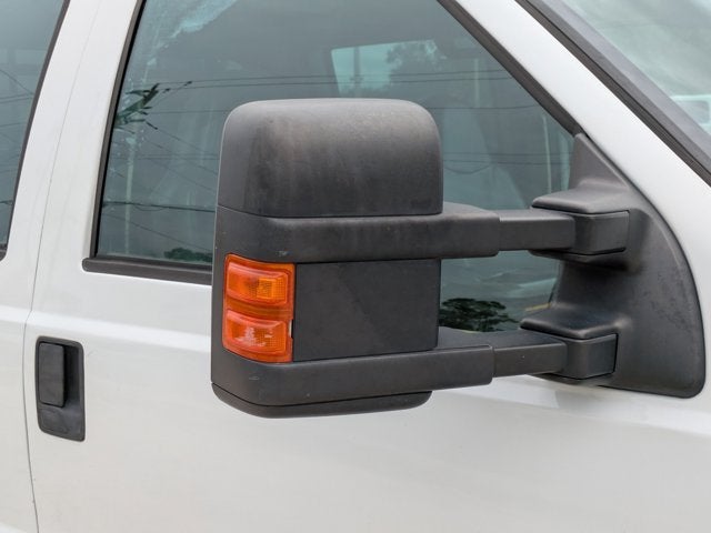 2009 Ford Super Duty F-350 DRW XL