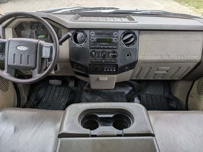 2009 Ford Super Duty F-350 DRW XL