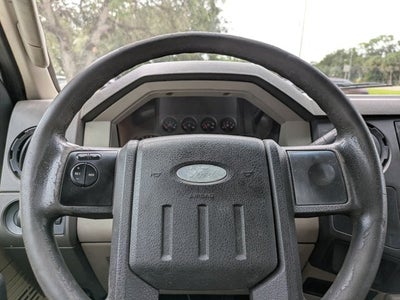 2009 Ford Super Duty F-350 DRW XL