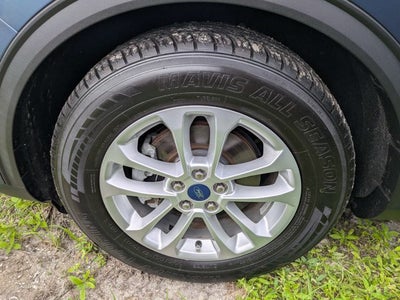 2020 Ford Escape SE