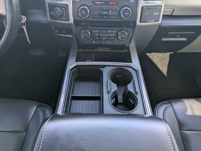 2017 Ford Super Duty F-250 SRW Lariat