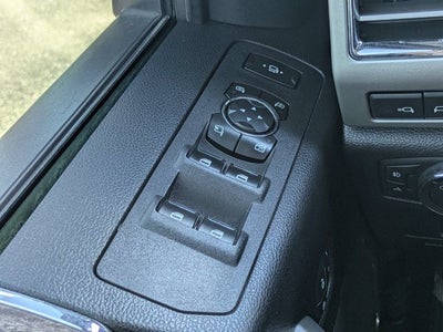 2017 Ford Super Duty F-250 SRW Lariat