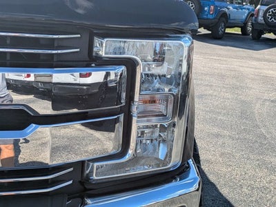 2017 Ford Super Duty F-250 SRW Lariat