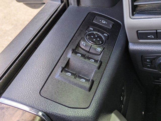 2022 Ford Super Duty F-250 SRW LARIAT