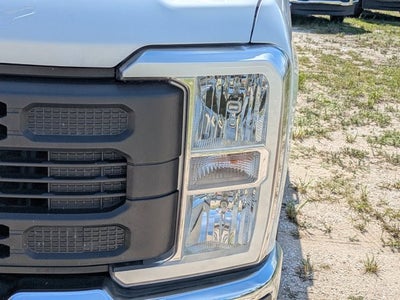 2023 Ford Super Duty F-350 SRW XL