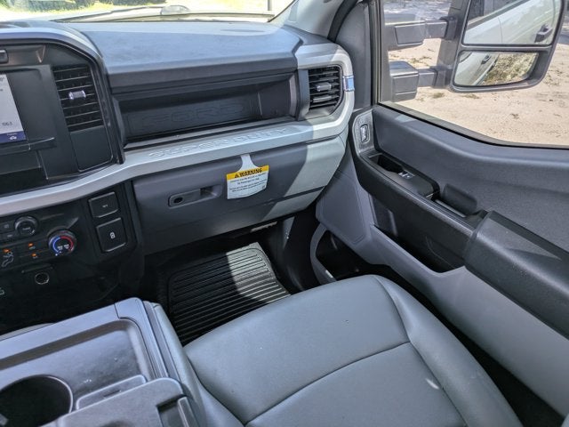 2023 Ford Super Duty F-350 SRW XL