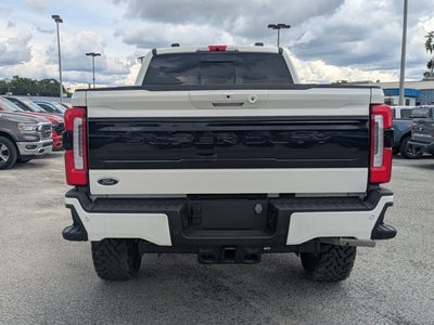 2025 Ford Super Duty F-350 SRW Platinum