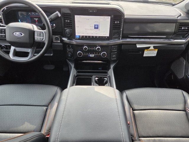 2026 Ford Super Duty F-350 DRW TDSL CREW CAB 6.7L LARIAT