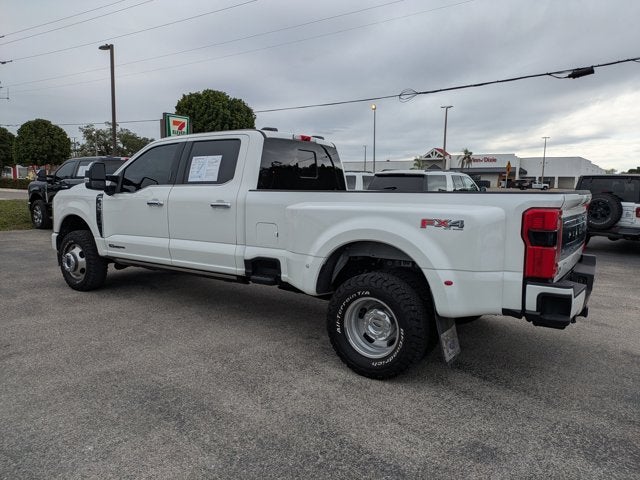 2024 Ford Super Duty F-350 DRW Platinum