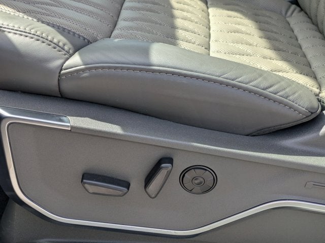 2026 Ford Super Duty F-450 DRW Platinum