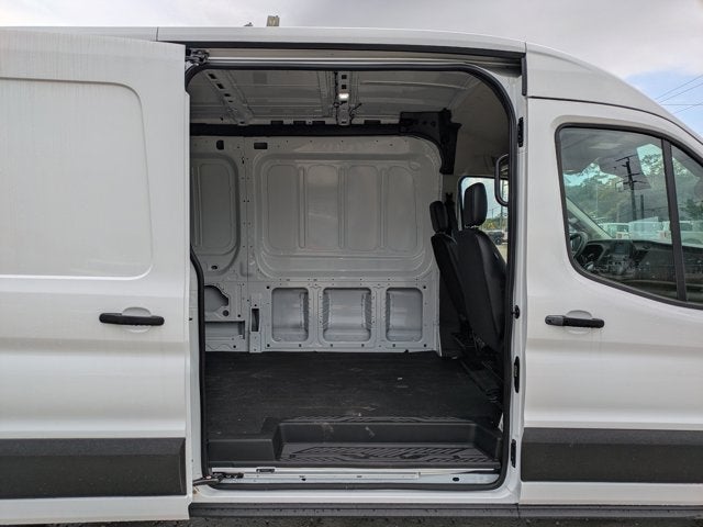 2024 Ford Transit Cargo Van T-250 148" Med Rf 9070 GVWR RWD