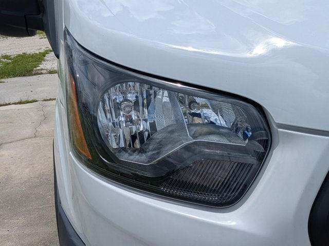 2024 Ford Transit Cargo Van T-250 148" Med Rf 9070 GVWR RWD