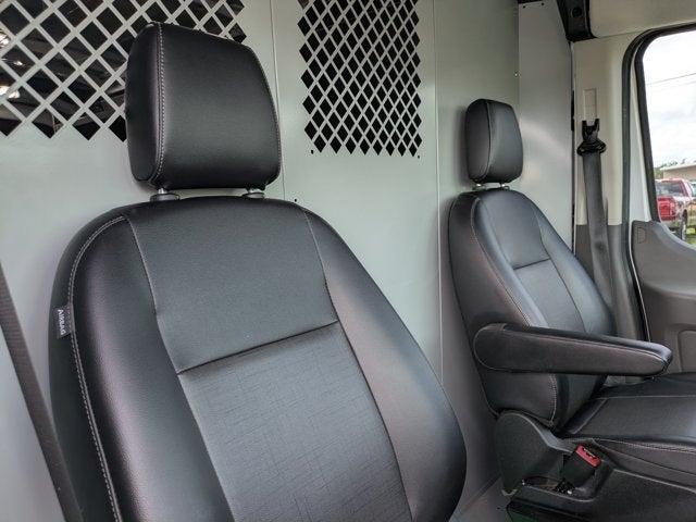 2024 Ford Transit Cargo Van T-250 148" Med Rf 9070 GVWR RWD