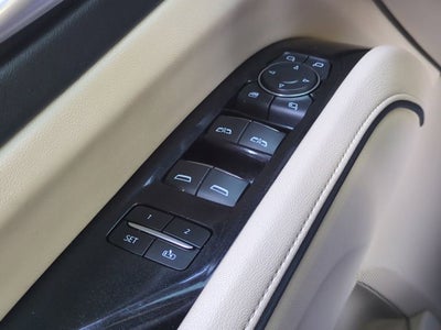 2023 Cadillac Escalade ESV 4WD Premium Luxury