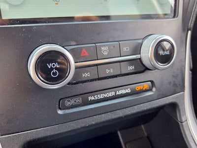 2022 Ford Edge SE