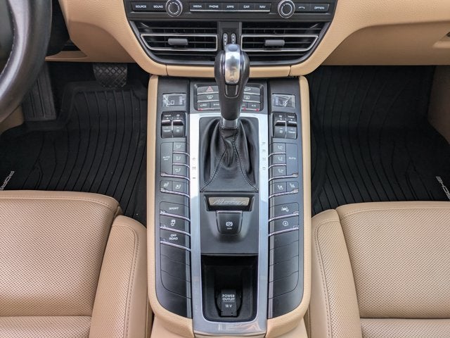 2021 Porsche Macan 4c