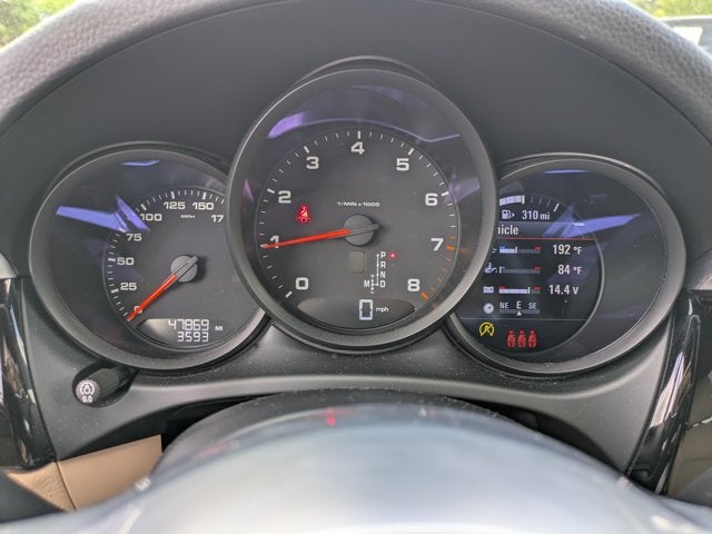 2021 Porsche Macan 4c