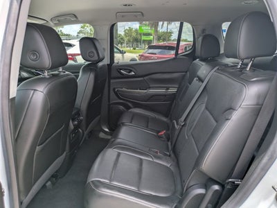 2021 GMC Acadia SLT