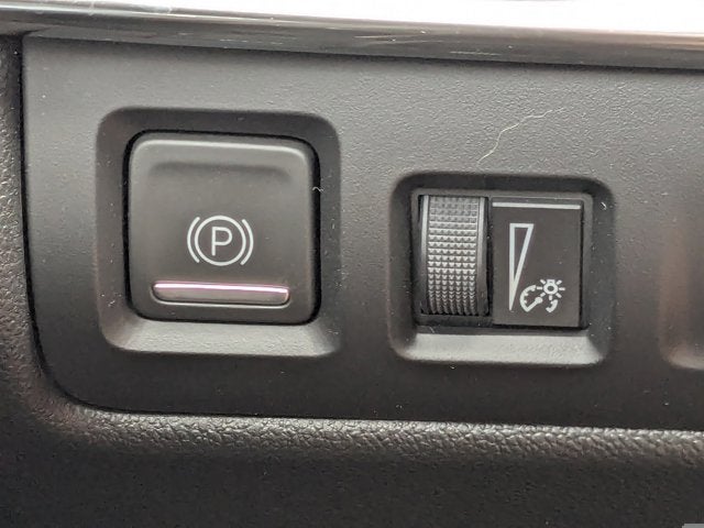 2023 Cadillac XT4 FWD Premium Luxury