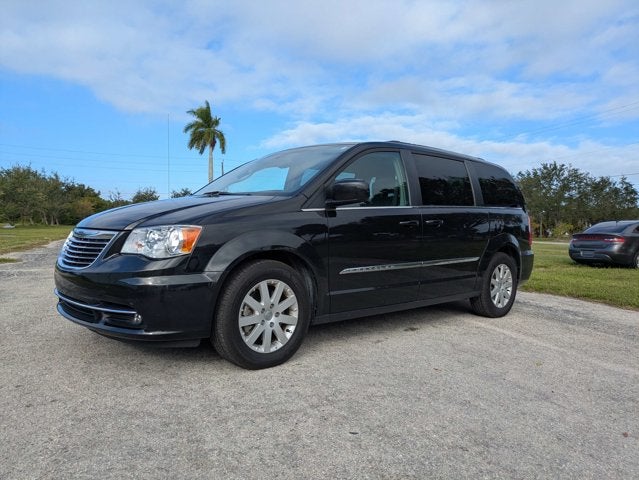 2015 Chrysler Town & Country Touring