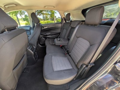 2020 Ford Edge SE
