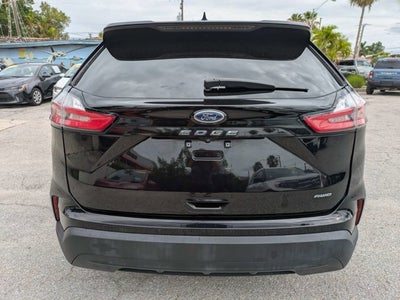 2022 Ford Edge SE