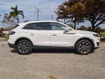 2020 Lincoln Nautilus Standard