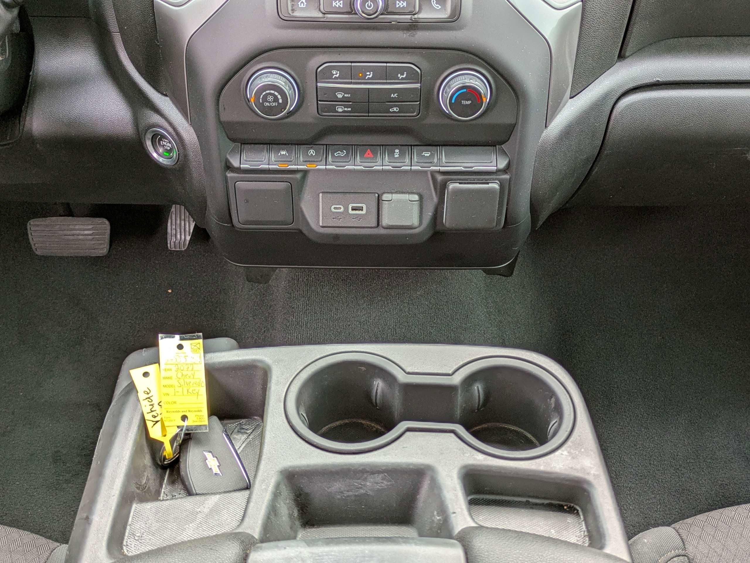 2022 Chevrolet Silverado 1500 Custom