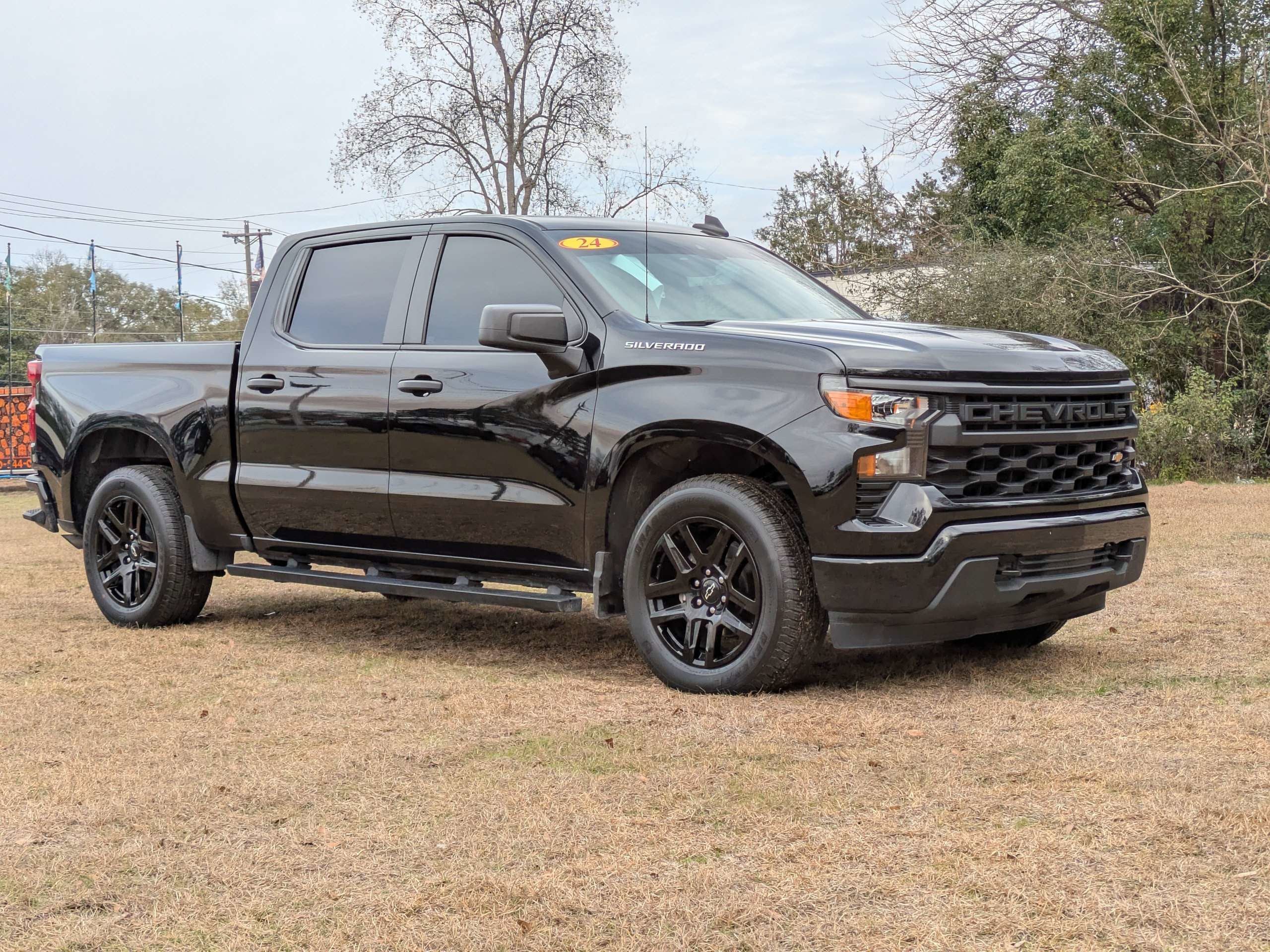 2024 Chevrolet Silverado 1500 Custom