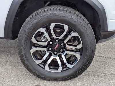 2025 GMC Canyon AT4